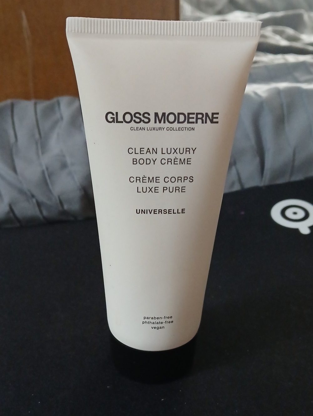 Gloss Moderne Clean Luxury Body Crème - Universelle NWOB Sealed